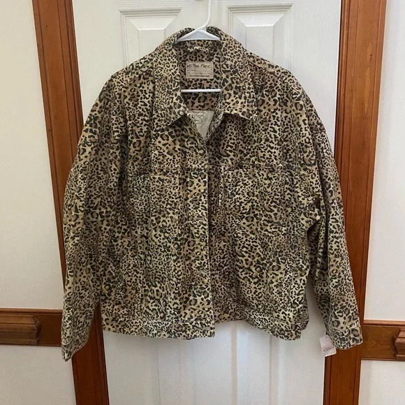 Free People NWT SZ XL CHEETAH JEAN JACKET (A1) - Picture 1 of 7